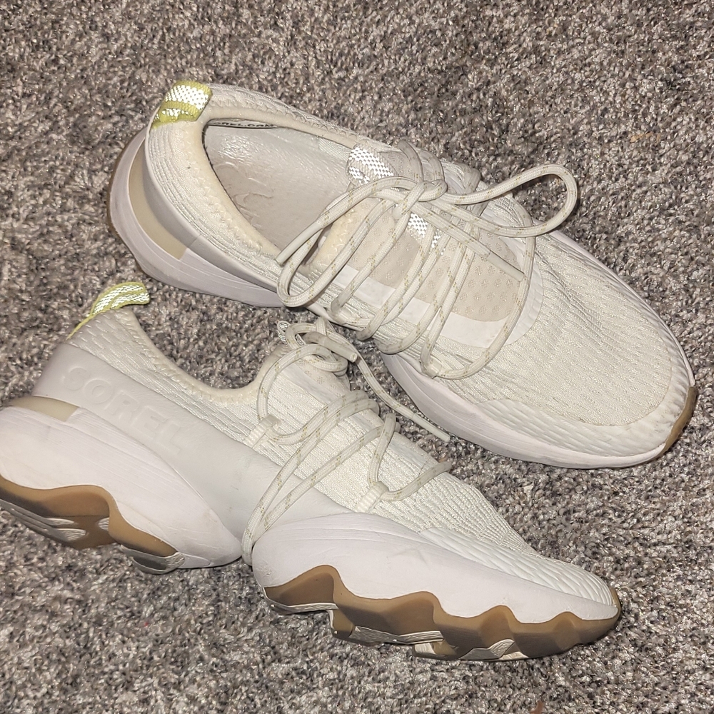 Sorel Yellow and White Sneakers Modern Chunky Design